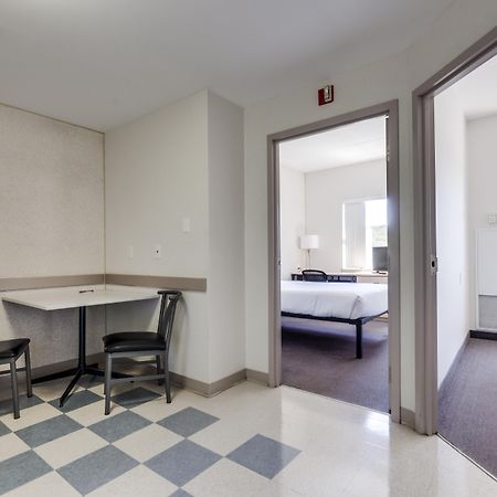 Sainte-Catherine Residence & Conference Centre - Niagara-On-The-Lake מראה חיצוני תמונה