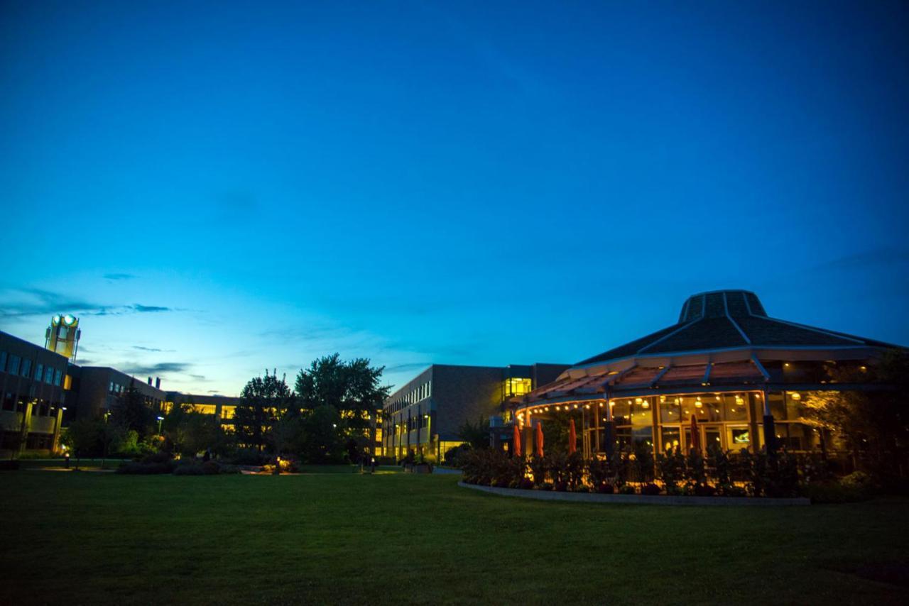 Sainte-Catherine Residence & Conference Centre - Niagara-On-The-Lake מראה חיצוני תמונה