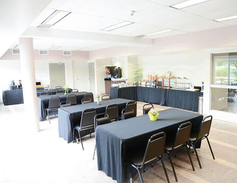Sainte-Catherine Residence & Conference Centre - Niagara-On-The-Lake מראה חיצוני תמונה
